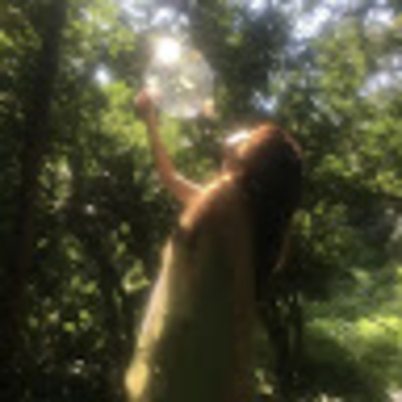 Meet your Posher, Jana - Picture 1 of 1